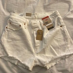 White Levi’s 501 shorts